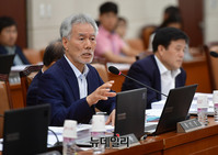 [포토] 발언하는 유민봉 의원