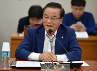 [포토] 드루킹 특검연장 관련 발언하는 정갑윤 의원