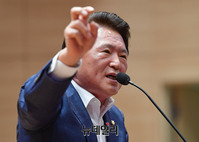 [포토] NAP독소조항반대, 발언하는 김한표 의원