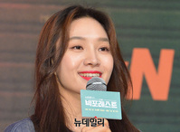 [포토] 인사말 하는 최희서