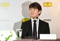 [포토] 도이치 그라모폰 120주년 갈라 콘서트 무대 오르는 조성진