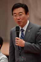 [포토] 인사말하는 김종석 자유한국당 의원