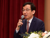 [포토] 인사말하는 전해웅 예술의전당 공연예술본부장