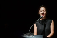 [포토] 배우 소개하는 엄지인 아나운서