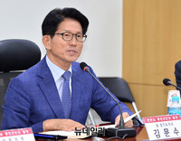 [포토] 토론회 참석한 김문수 전 경기지사