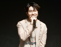 [포토] 생일 맞은 갓세븐 영재