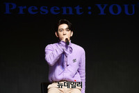 [포토] 인사말하는 갓세븐 진영