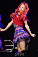 [포토] 포인트 안무 선보이는 S.I.S 세빈