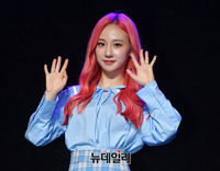 [포토] 빨간머리로 돌아온 S.I.S 세빈