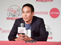 [포토] '스무살은 처음이라' 연출 맡은 박현우 감독