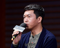 [포토] 배드파파 연출 맡은 진창규 감독