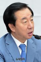 [포토] 김성태 "靑 유은혜 임명 강행, 반의회주의적 폭거"