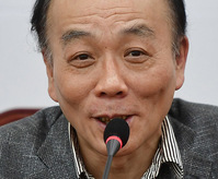 [포토] 전원책 조강특위 내정자 "늦어도 월요일, 외부위원 발표할 것"