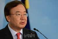 [포토] 한국당 강효상 "미국 중간선거 전 미북정상회담 없을 것"