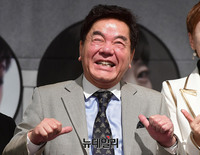 [포토] 전국 무대 나서는 심형래, 시그니처 포즈