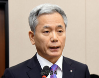 [포토] 업무보고 하는 양수영 한국석유공사 사장