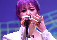 [영상] 8년만에 컴백한 박기영, 'I gave you' 무대