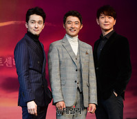 [포토] 중년 명우 역 맡은 배우 '강필석-안재욱-이건명'