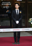 [포토] 면세점 오픈 세리모니 참석한 배우 정해인