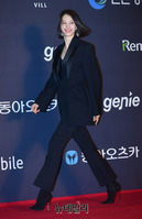 [2018MGA] 모델 이현이, 레드카펫을 런웨이로