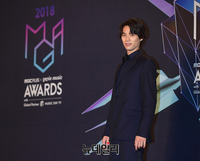 [2018MGA] 시상식 참석한 일본배우 후쿠시 소우타