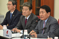 [포토] 발언하는 안상수 예결위원장