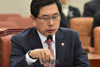 [포토] 답변하는 박상기 법무부장관