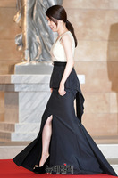 [2018AAA] 레드카펫 오르는 배우 정인선