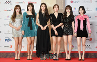 [2018AAA] 레드카펫에 선 AOA