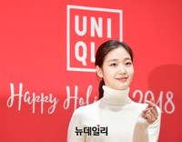 [포토] 홀리데이 기념행사 참석한 배우 김고은