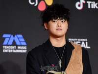 [2018MAMA] 시상식 참석한 래퍼 빈첸