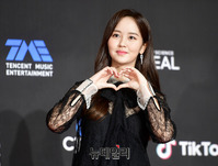 [2018MAMA] 배우 김소현 "시상식 참석했어요"