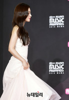 [2018MAMA] 계단오르는 가수 정채연