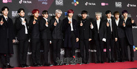 [2018MAMA] 워너원, 레드카펫 마지막 셀럽