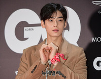 [포토] 얼굴천재 차은우가 드리는 하트