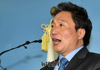 [포토] 바른미래당 탈당 기자회견 하는 이학재