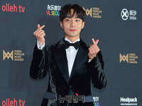 [포토] 로이킴, 잘생긴 손하트