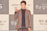 [포토] 김진우, 여심 녹이는 카리스마