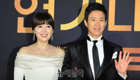 [KBS연기대상] 최수종-하희라, 연예계 대표 잉꼬부부