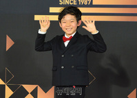 [KBS연기대상] 김태율, 귀여운 미소