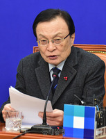 [포토] 모두발언 하는 이해찬 더불어민주당 대표