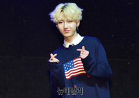 [포토] 몬트 로다, 귀여운 손하트