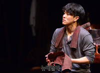 [포토] 연극 '레드' 박정복, 몰입도 100%