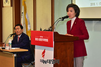 [포토] 발언하는 나경원 자유한국당 원내대표