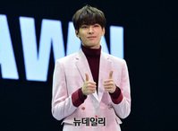 [포토] 세븐틴 원우, 시크하게 포즈