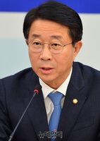 [포토] 발언하는 조정식 더불어민주당 정책위의장