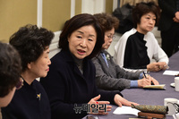 [포토] 모두발언 하는 심상정 정치개혁특별위원회 위원장