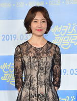 [포토] 배우 진경, 수줍은 소녀처럼