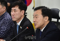 [포토] 축사하는 손학규 바른미래당 대표