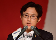 [포토] '문재인탄핵' 발언 빠진 김준교 최고위원 후보